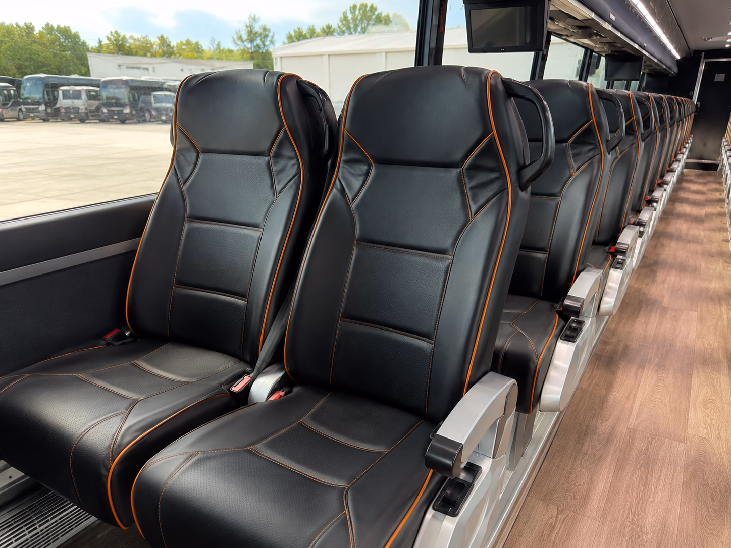 sanantoniocharterbusservices com is the easy way to book buses to bending branch and comfort